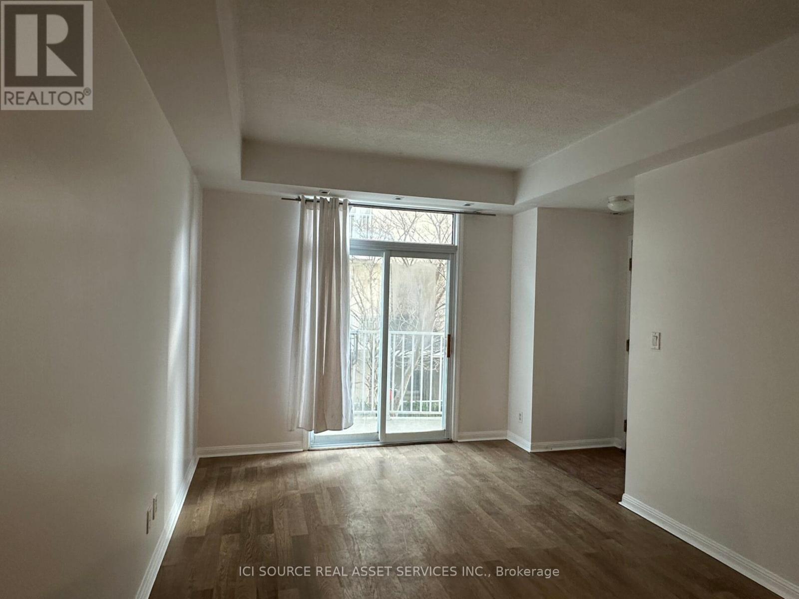 372 - 32 Stadium Road, Toronto, Ontario  M5V 3P4 - Photo 3 - C12737966