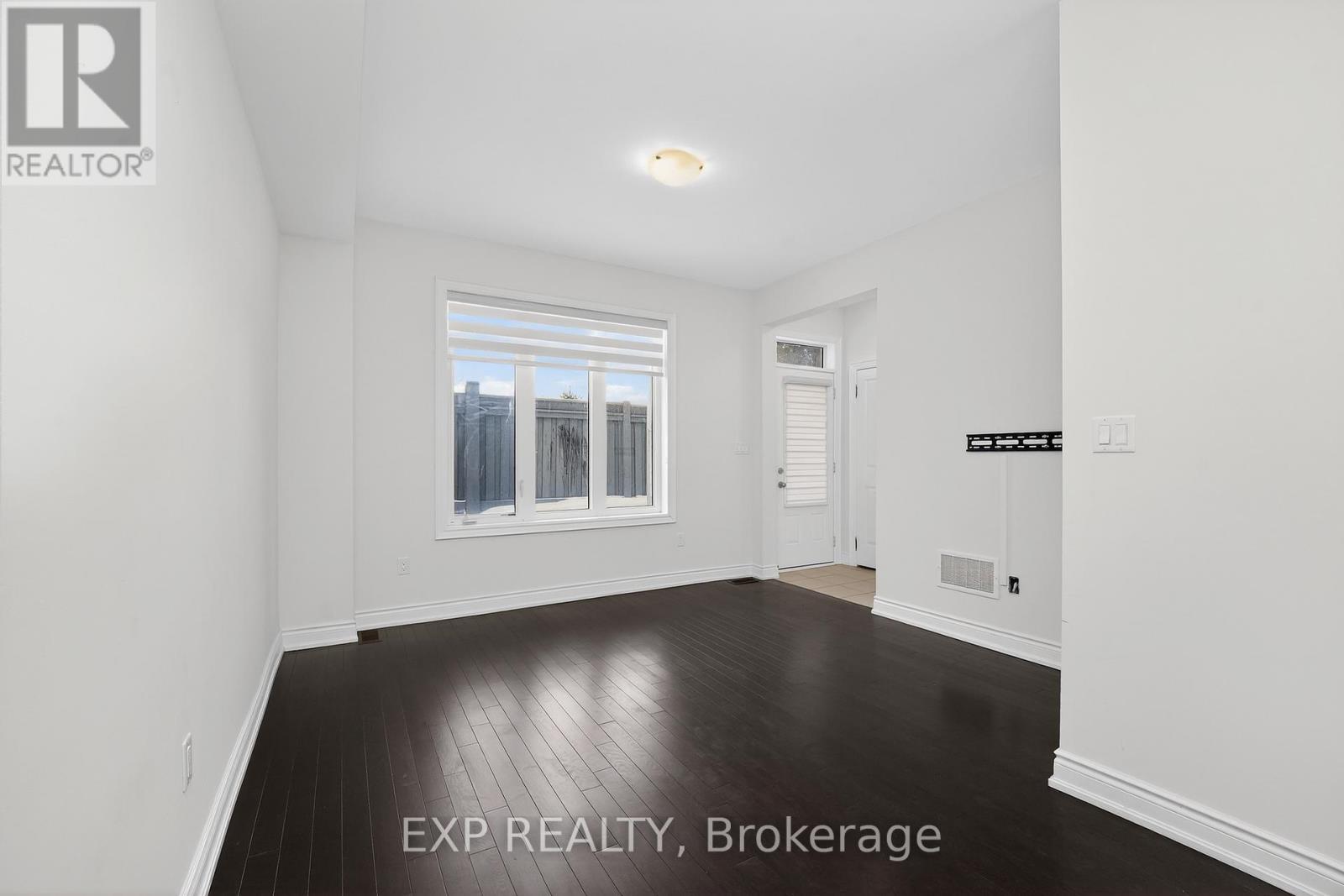 62 Ingleside Street, Vaughan, Ontario  L4L 0H9 - Photo 10 - N12737902