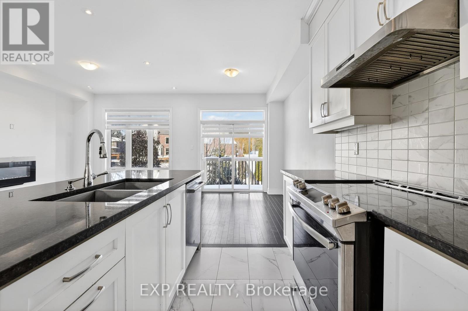 62 Ingleside Street, Vaughan, Ontario  L4L 0H9 - Photo 18 - N12737902