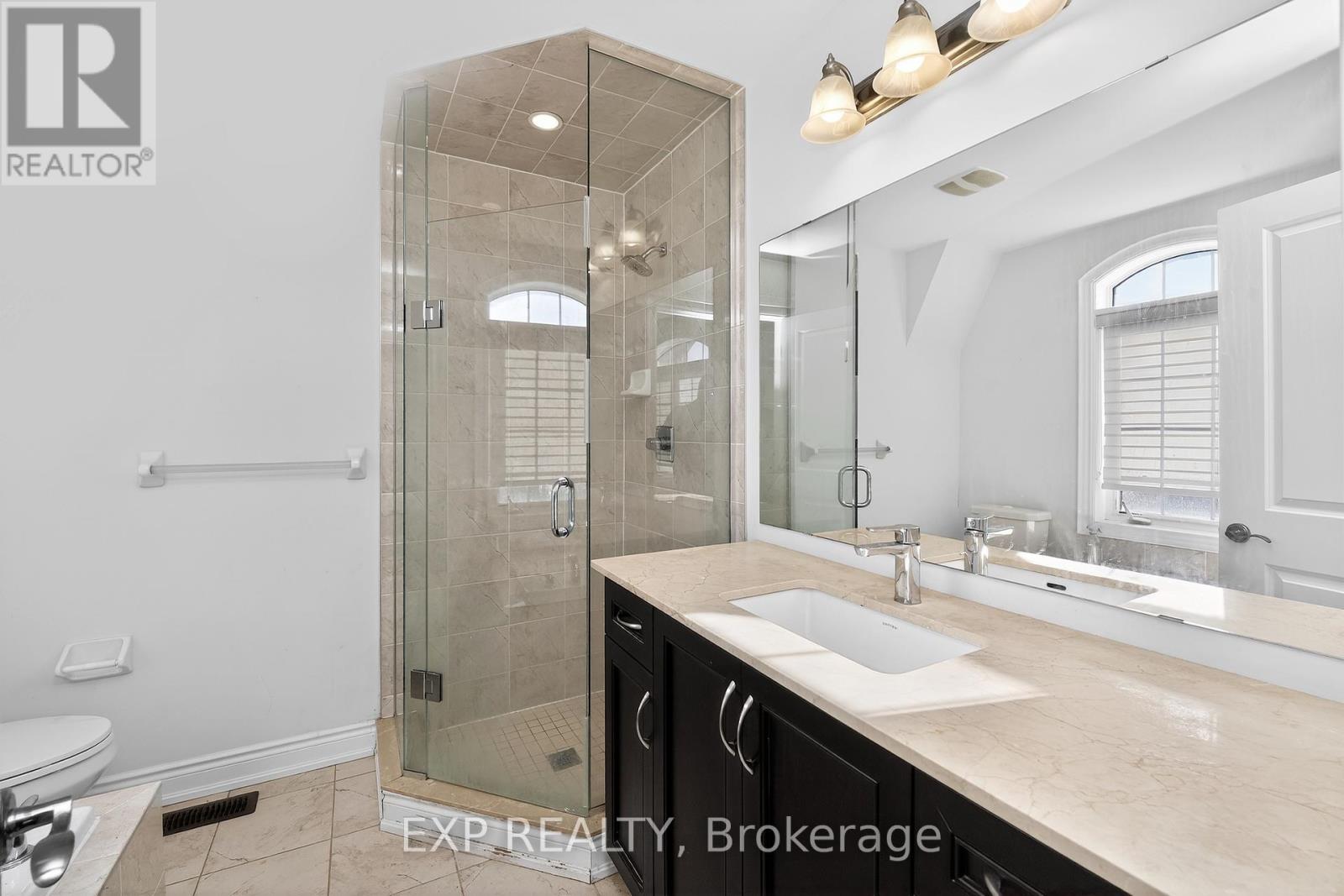 62 Ingleside Street, Vaughan, Ontario  L4L 0H9 - Photo 35 - N12737902