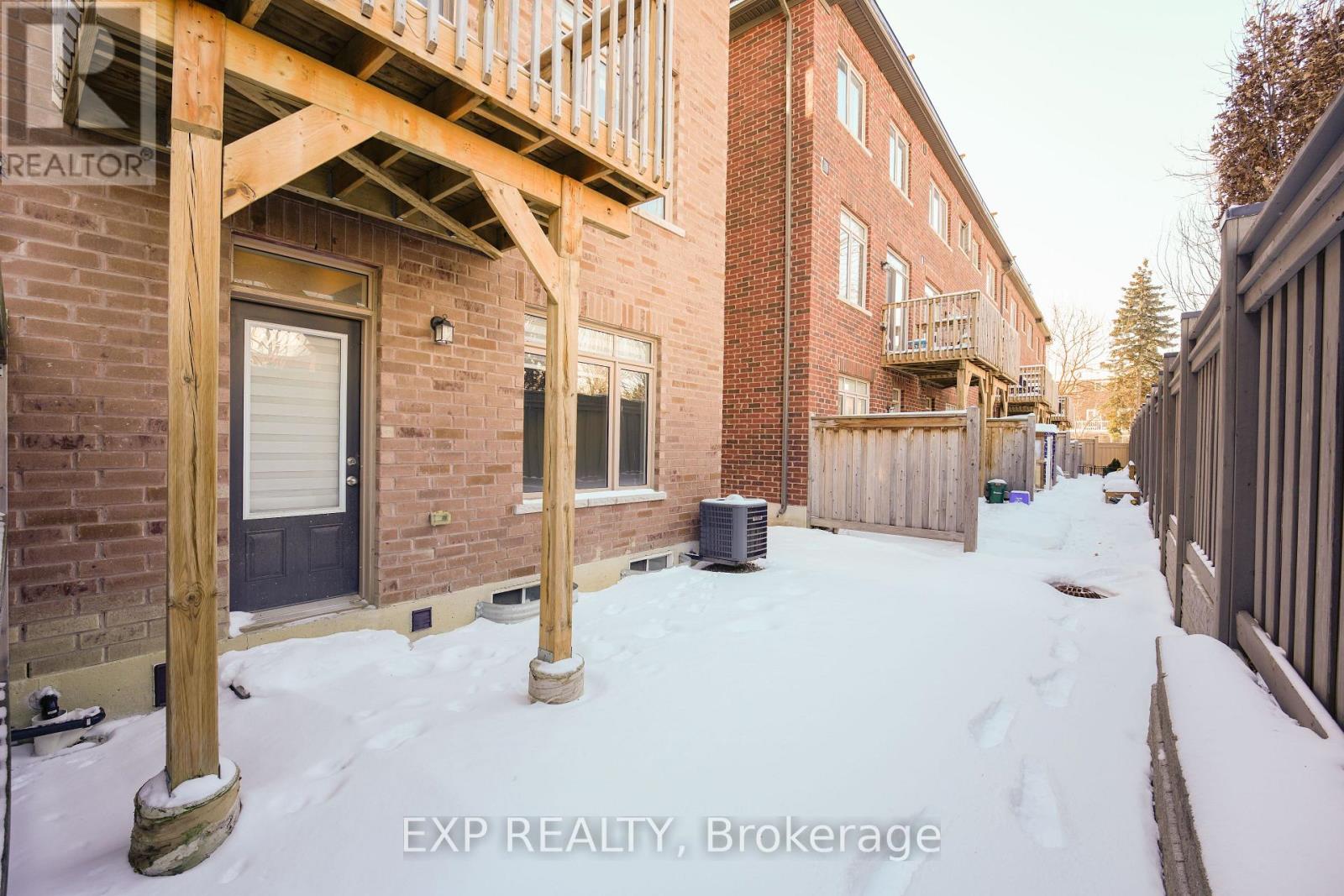 62 Ingleside Street, Vaughan, Ontario  L4L 0H9 - Photo 49 - N12737902
