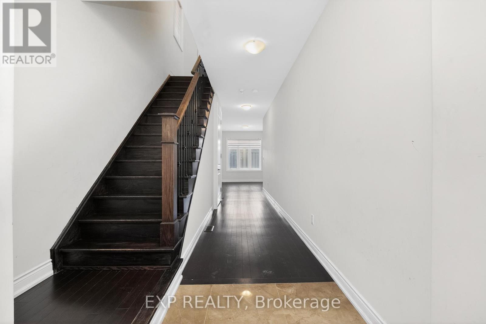 62 Ingleside Street, Vaughan, Ontario  L4L 0H9 - Photo 7 - N12737902