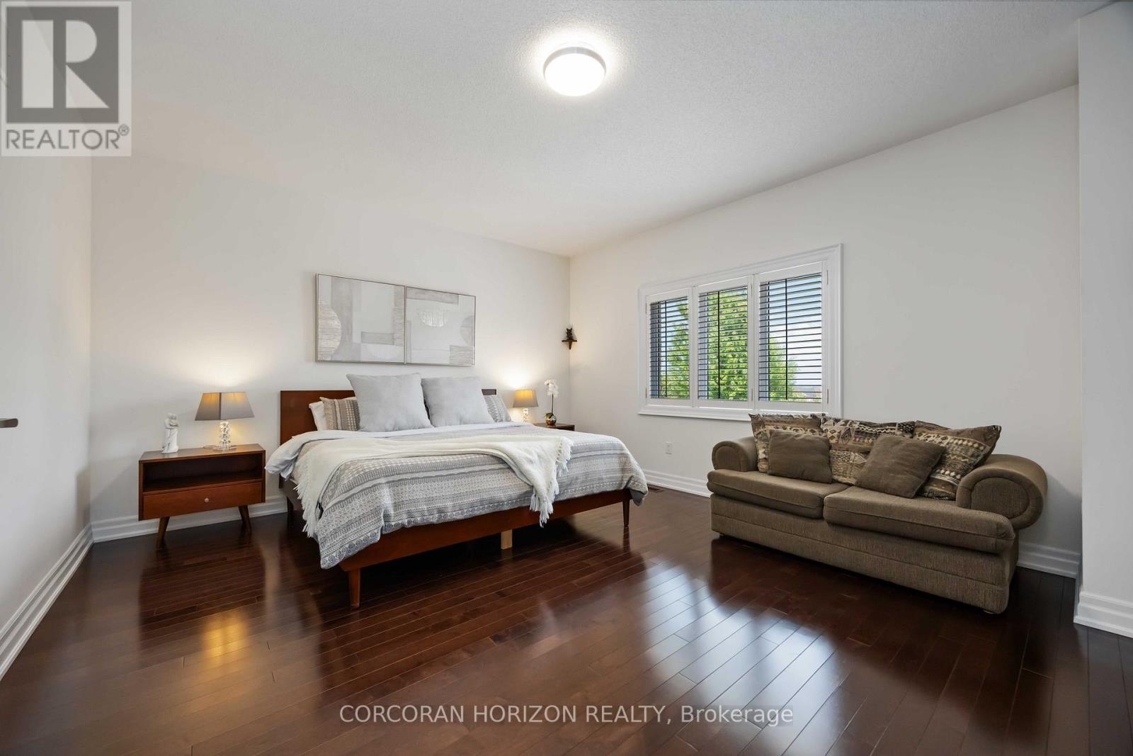 33 Kylemount Court, Vaughan, Ontario  L4J 0J4 - Photo 33 - N12737930