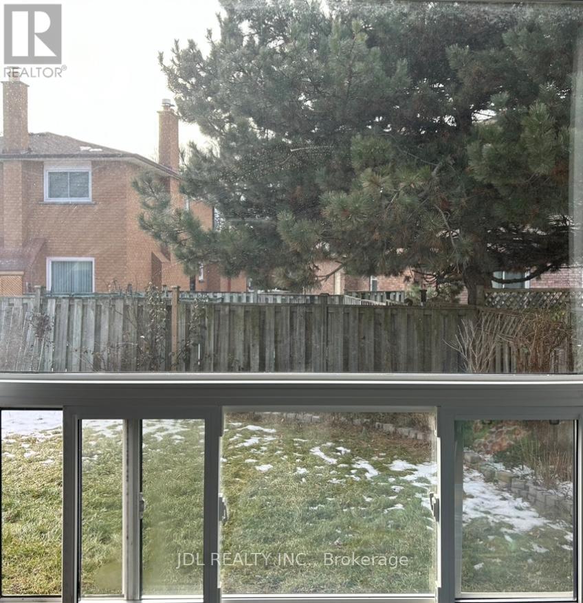 Suite Aa - 101 Summerdale Dr Drive, Markham, Ontario  L6T 6W3 - Photo 2 - N12737938