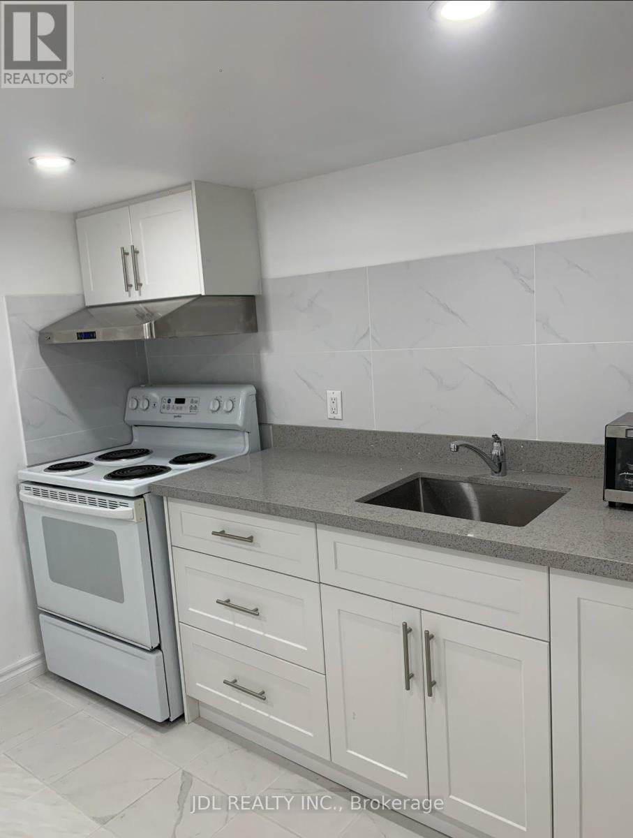 Suite Aa - 101 Summerdale Dr Drive, Markham, Ontario  L6T 6W3 - Photo 4 - N12737938