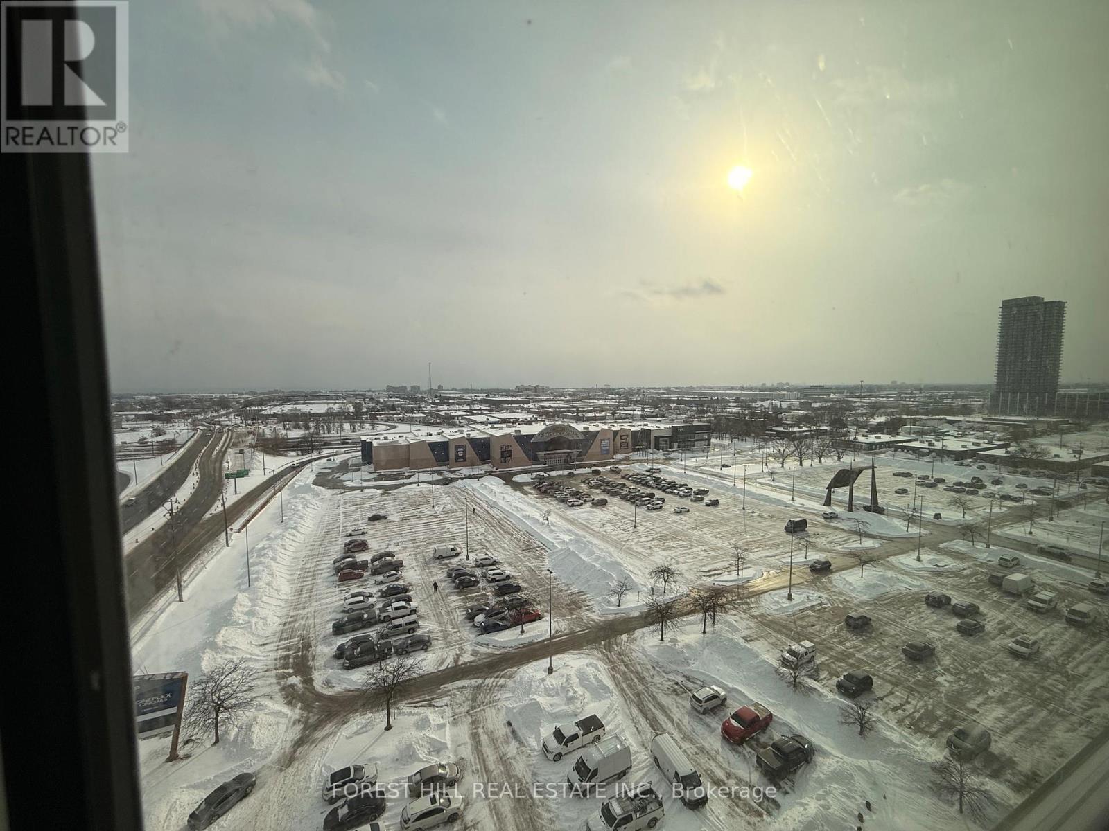 1013 - 1007 The Queensway Road, Toronto, Ontario  M8Z 0H4 - Photo 6 - W12737888