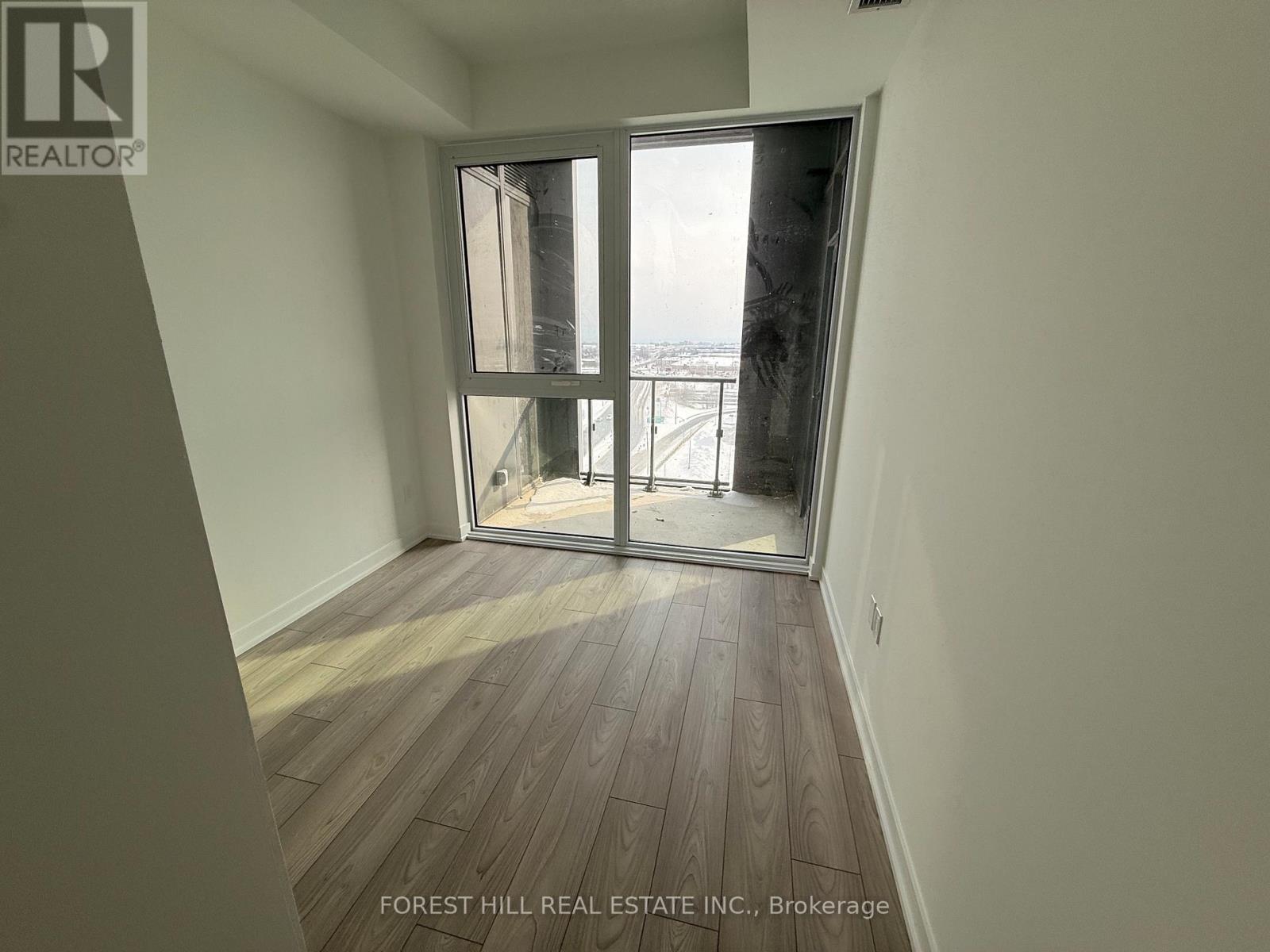 1013 - 1007 The Queensway Road, Toronto, Ontario  M8Z 0H4 - Photo 7 - W12737888