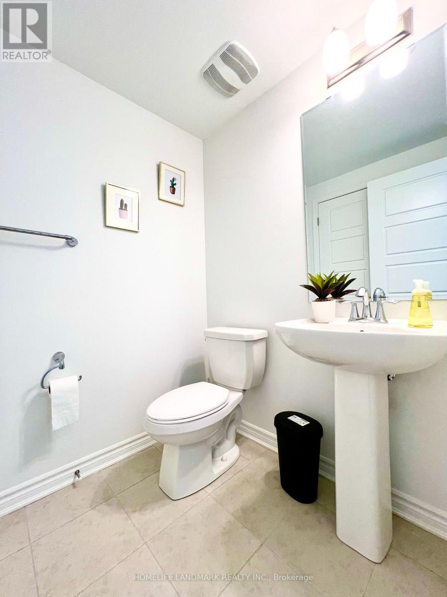 1400 Kaniv Street, Oakville, Ontario  L6M 5P3 - Photo 10 - W12737890