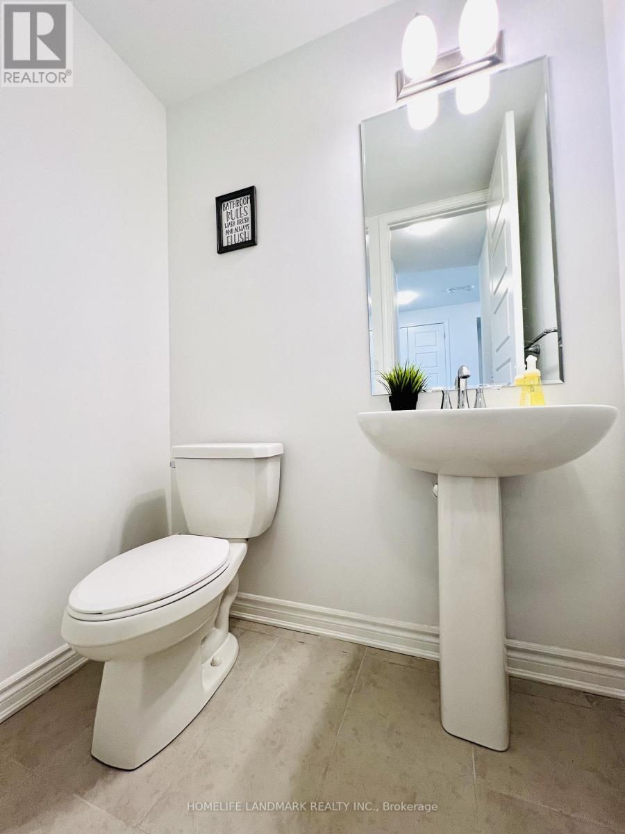 1400 Kaniv Street, Oakville, Ontario  L6M 5P3 - Photo 28 - W12737890