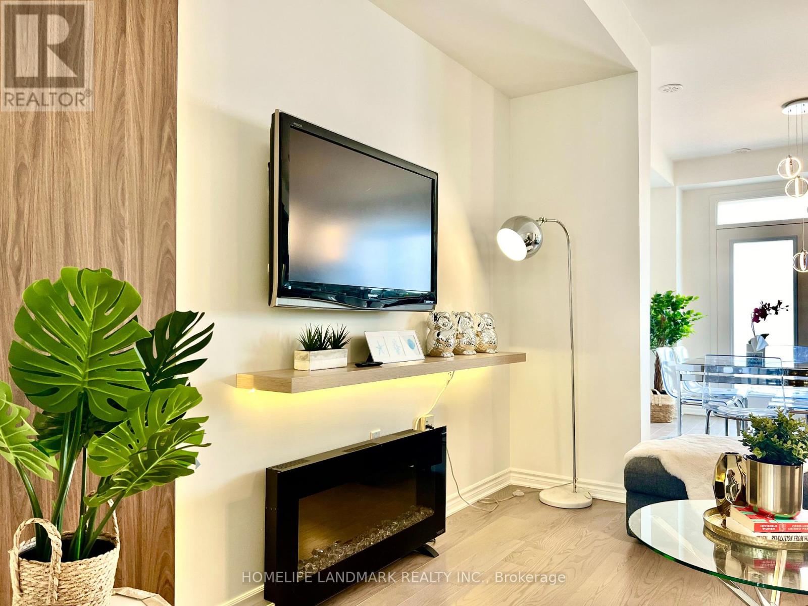 1400 Kaniv Street, Oakville, Ontario  L6M 5P3 - Photo 3 - W12737890