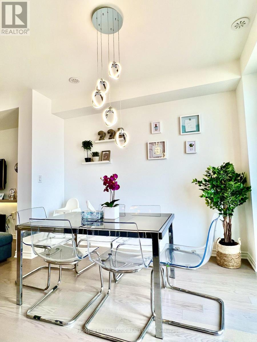 1400 Kaniv Street, Oakville, Ontario  L6M 5P3 - Photo 7 - W12737890