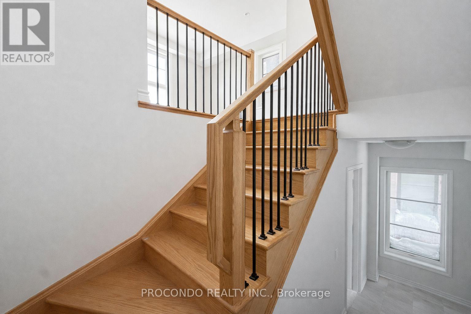 5925 Saigon Street, Mississauga, Ontario  L5V 2V9 - Photo 22 - W12737900