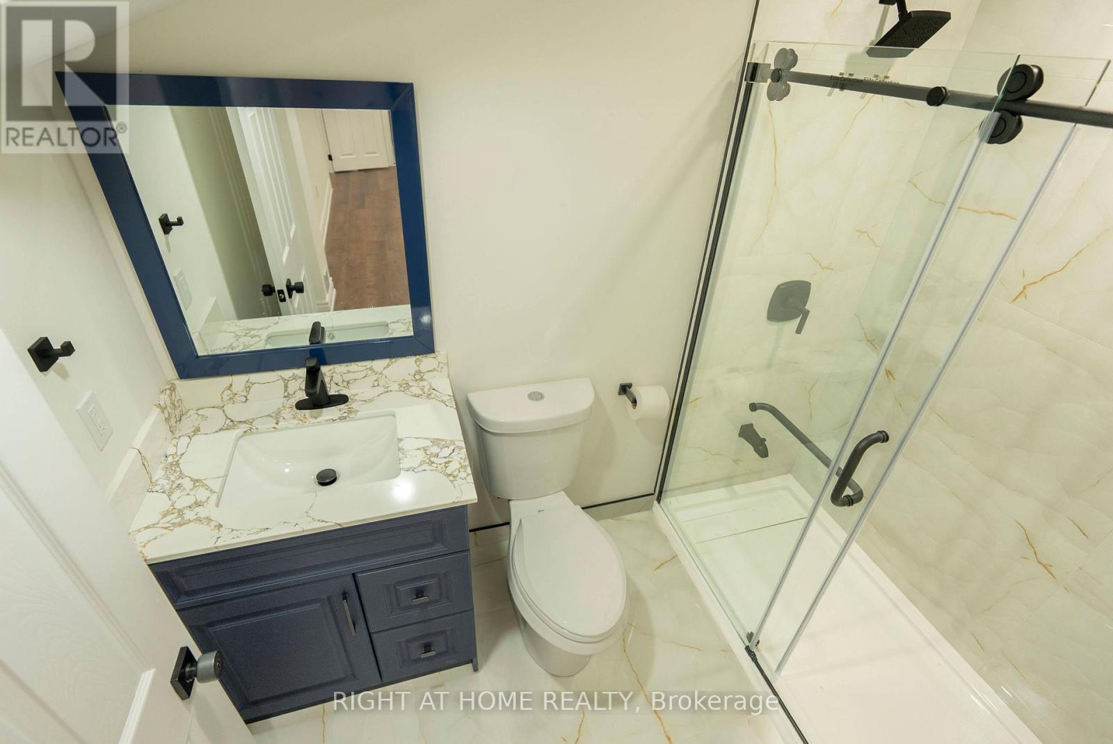 154 Bristol Road E, Mississauga, Ontario  L4Z 3V3 - Photo 11 - W12737952