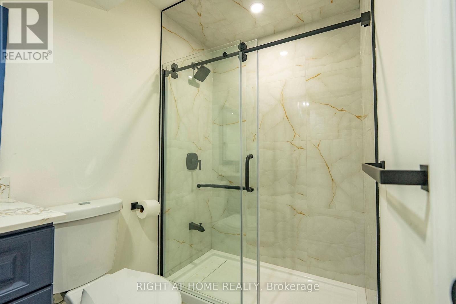 154 Bristol Road E, Mississauga, Ontario  L4Z 3V3 - Photo 12 - W12737952