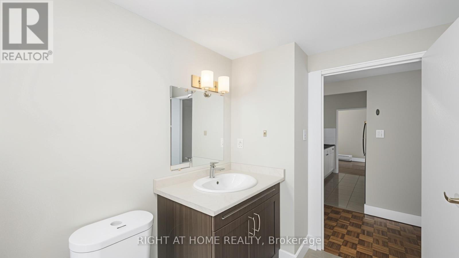 1002 - 133 Herkimer Street, Hamilton, Ontario  L8P 2H3 - Photo 16 - X12737884