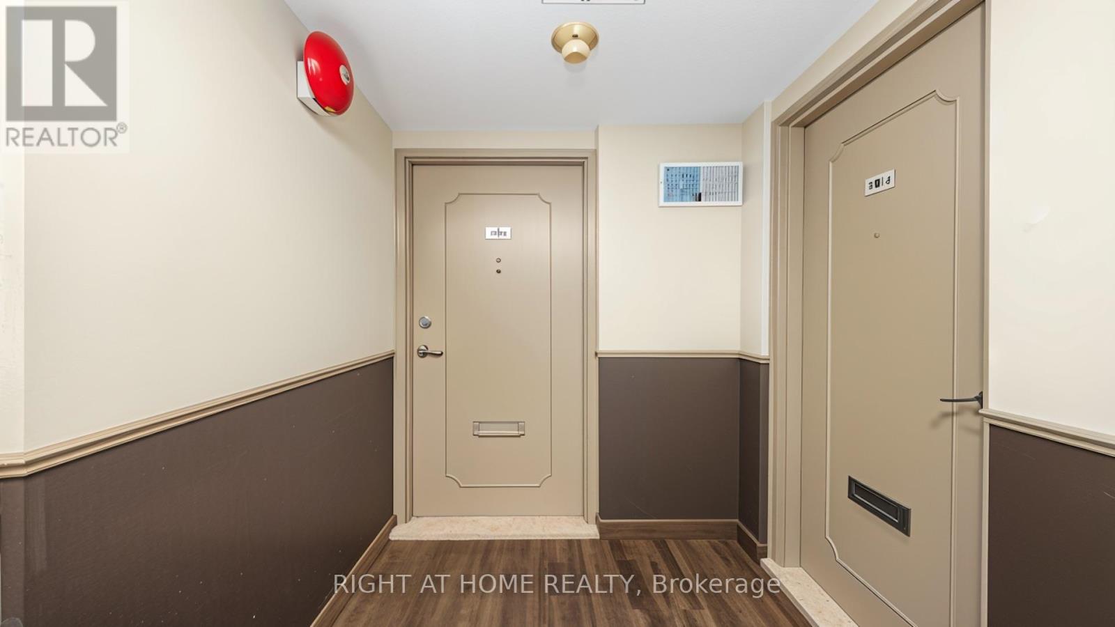 1002 - 133 Herkimer Street, Hamilton, Ontario  L8P 2H3 - Photo 6 - X12737884