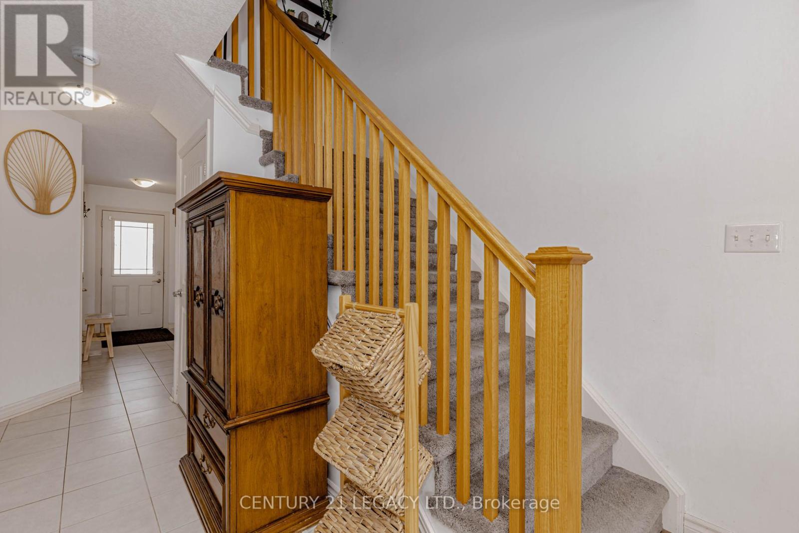 35 Oldfield Drive, Guelph, Ontario  N1L 0K6 - Photo 14 - X12737892