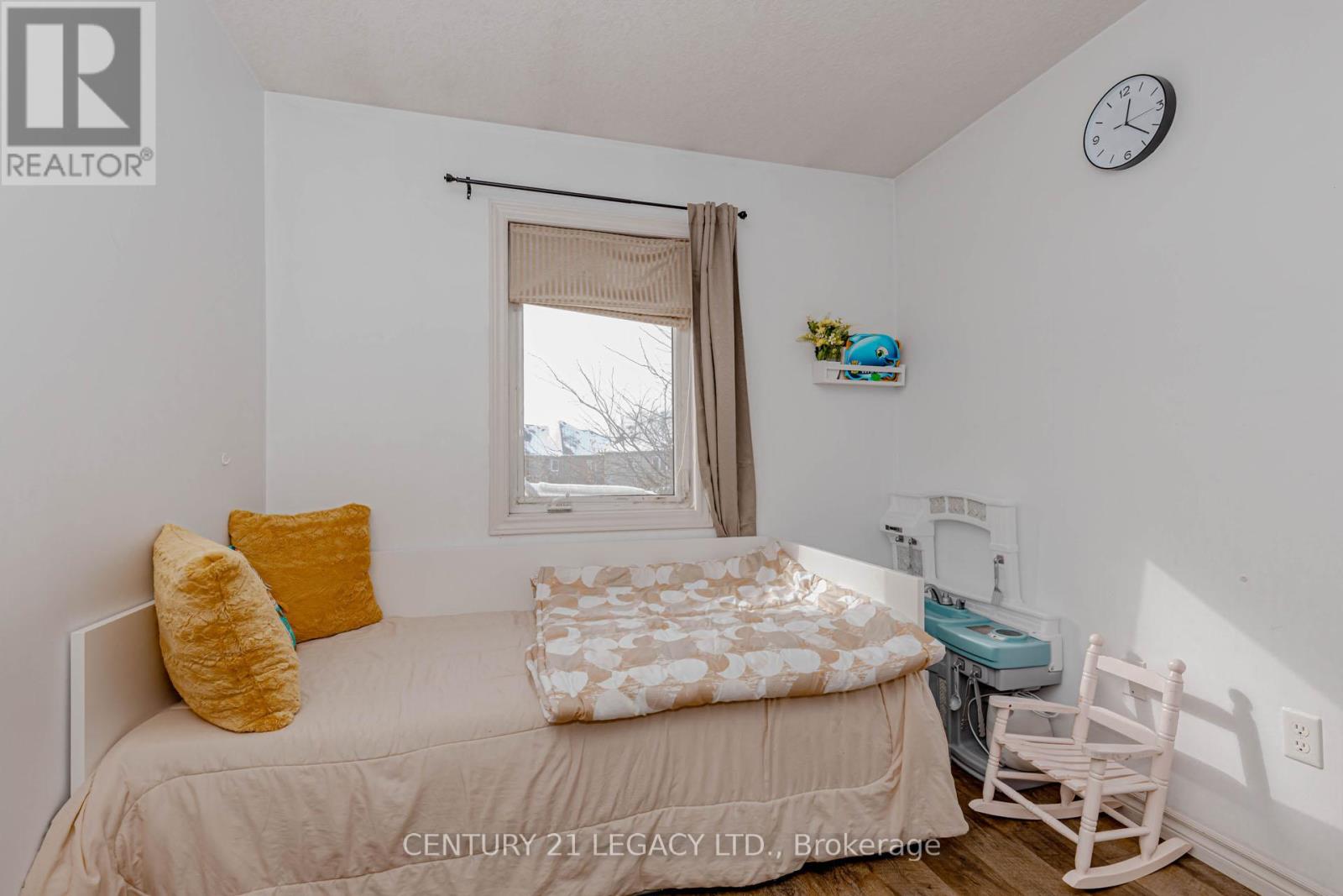 35 Oldfield Drive, Guelph, Ontario  N1L 0K6 - Photo 34 - X12737892