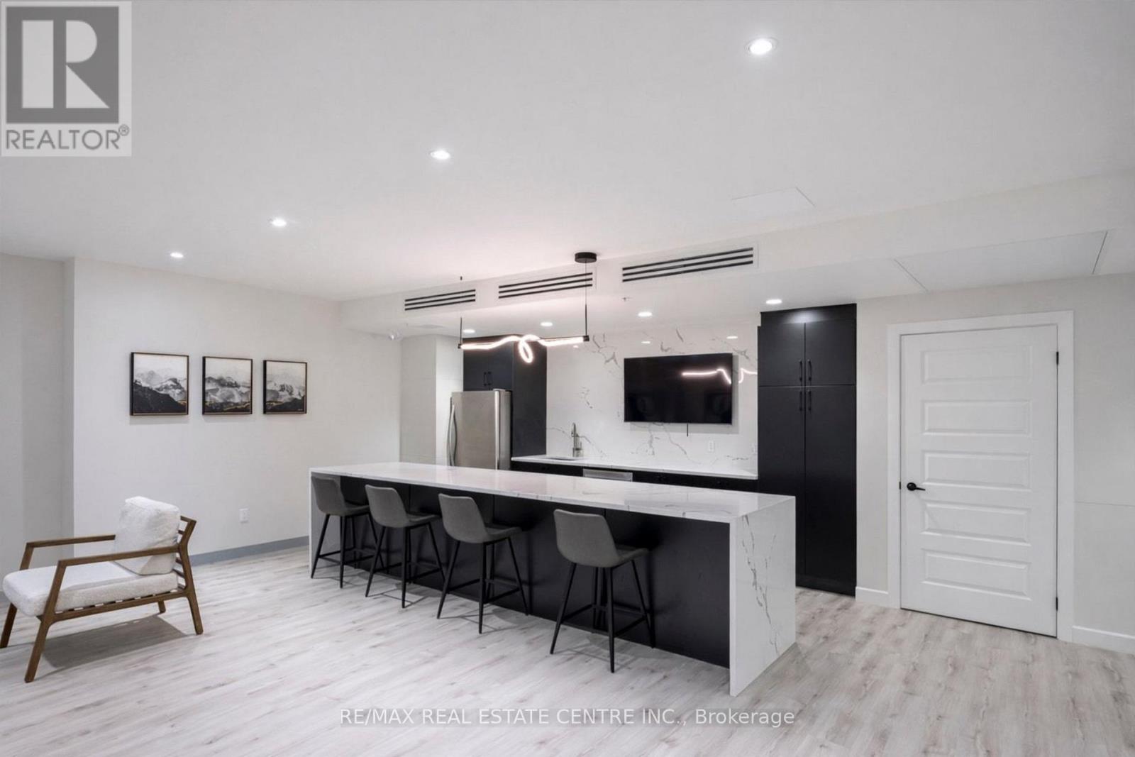 407 - 1201 Lackner Place, Kitchener, Ontario  N2A 0L4 - Photo 7 - X12737946