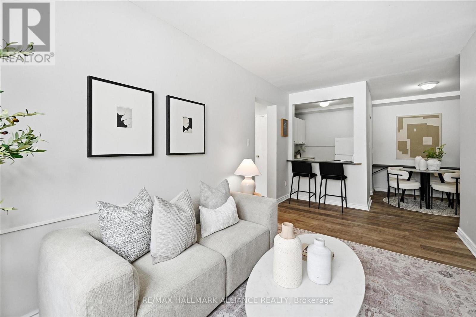 101 - 37 Mericourt Road, Hamilton, Ontario  L8S 2N5 - Photo 17 - X12737960