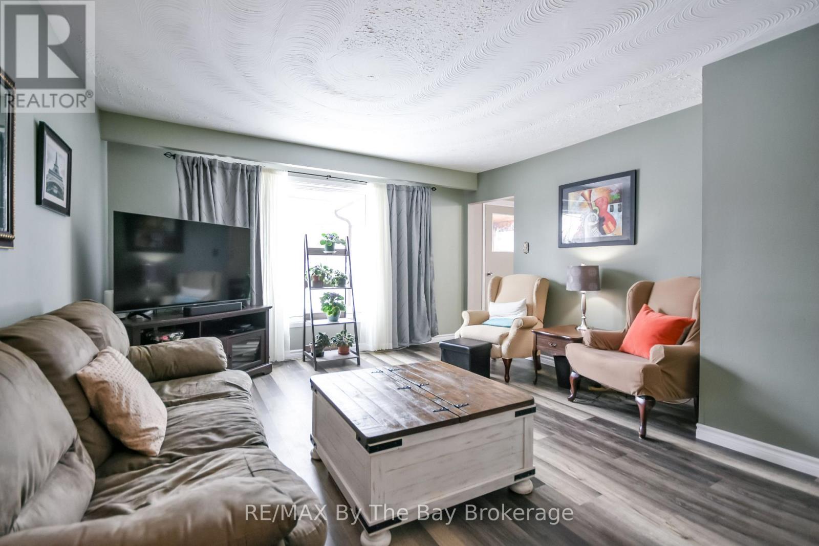 464 William Street, Midland, Ontario  L4R 2S8 - Photo 15 - S12737980