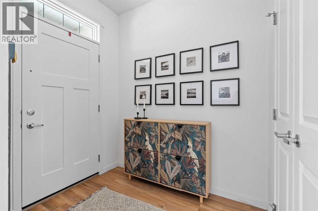 966 Mahogany Boulevard Se, Calgary, Alberta  T3M 2X3 - Photo 3 - A2281218