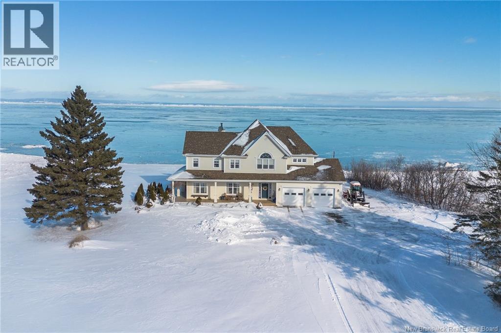 218 Main, Belledune, New Brunswick  E8G 2L7 - Photo 2 - NB132496