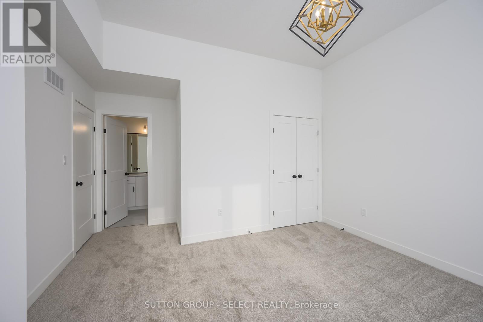 1898 Fountain Grass Drive, London South, Ontario  N6K 0M2 - Photo 22 - X12737996