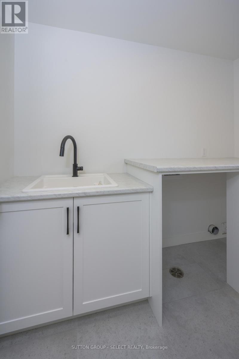 1898 Fountain Grass Drive, London South, Ontario  N6K 0M2 - Photo 31 - X12737996