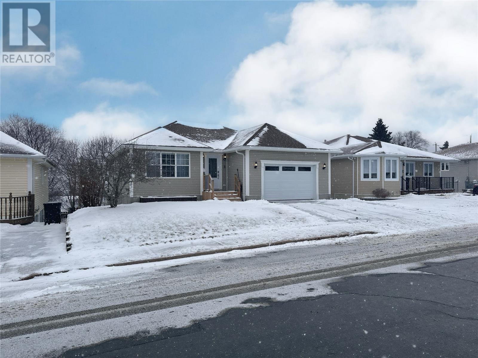 3 Brennan Field, St. John's, Newfoundland & Labrador  A1G 1J1 - Photo 2 - 1294110