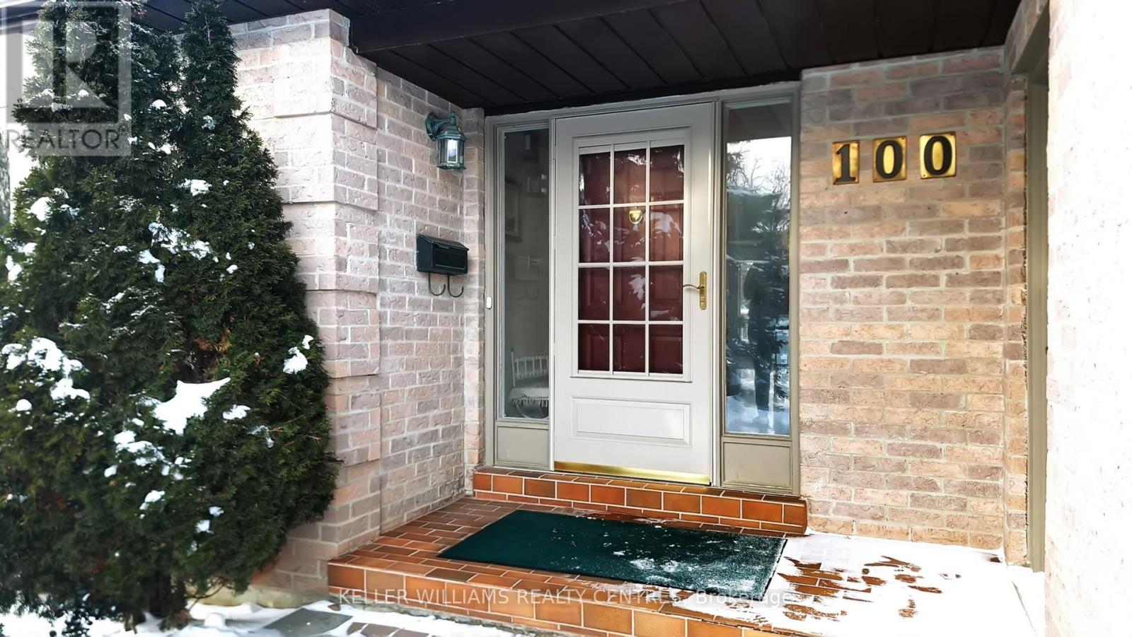 100 Timpson Drive, Aurora, Ontario  L4G 5N5 - Photo 3 - N12737990