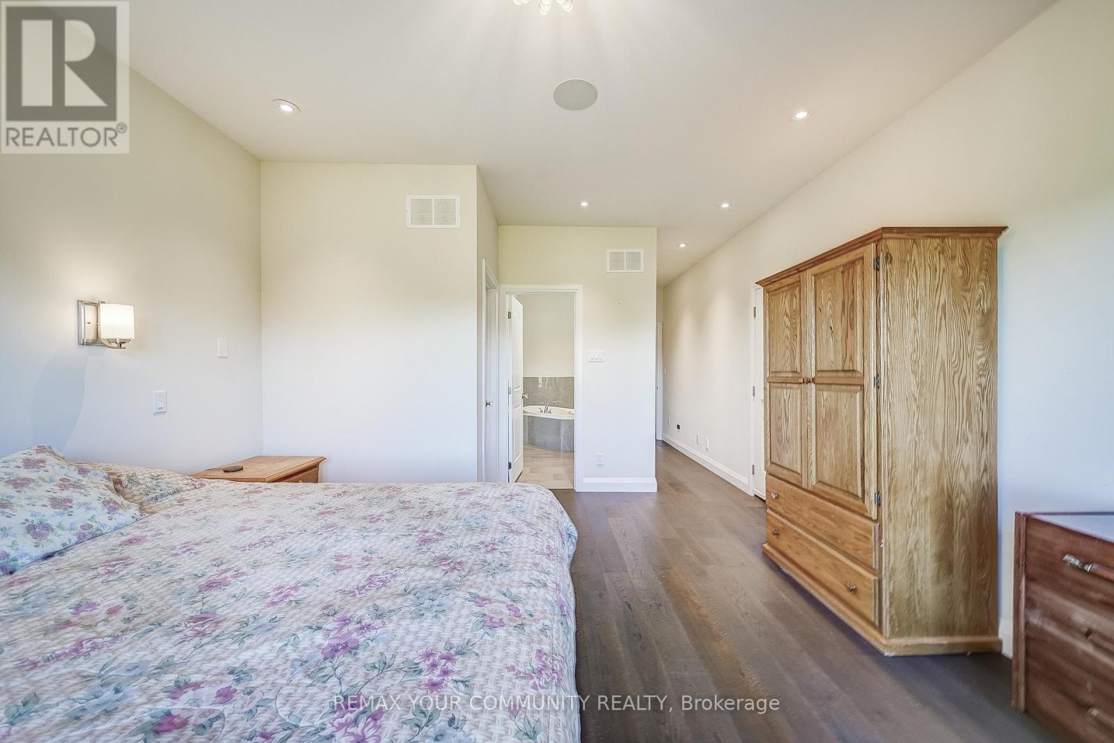 4098 Concession 12 Sunnidale Road, Clearview, Ontario  L0M 1S0 - Photo 19 - S12737976