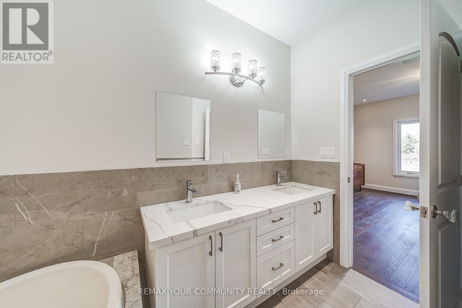 4098 Concession 12 Sunnidale Road, Clearview, Ontario  L0M 1S0 - Photo 22 - S12737976