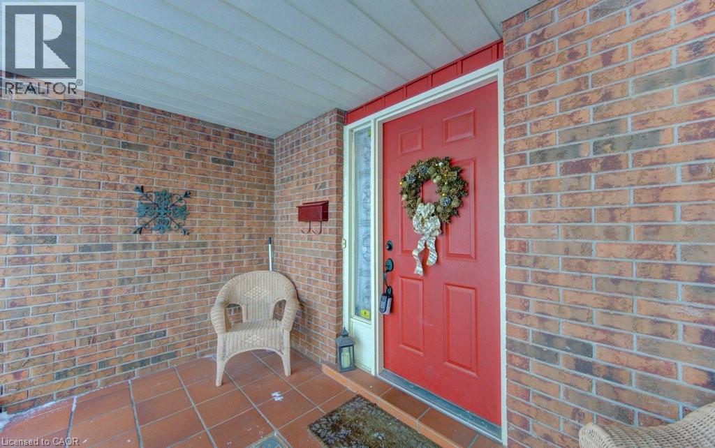 32 Brookview Court, Kitchener, Ontario N2A 2Y6 - Photo 7 - 40799930