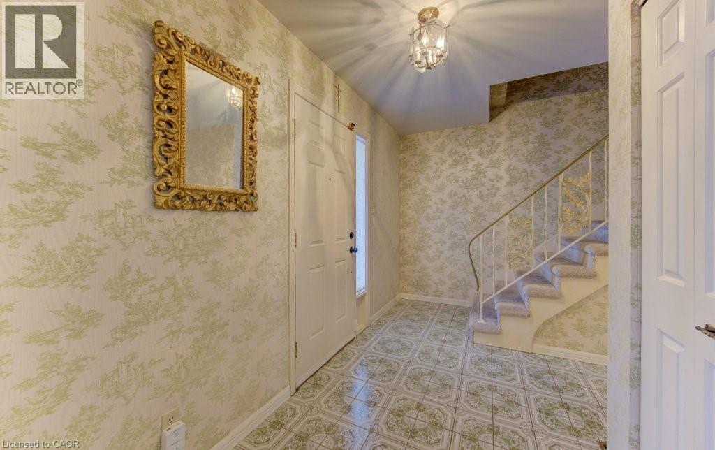 32 Brookview Court, Kitchener, Ontario N2A 2Y6 - Photo 8 - 40799930