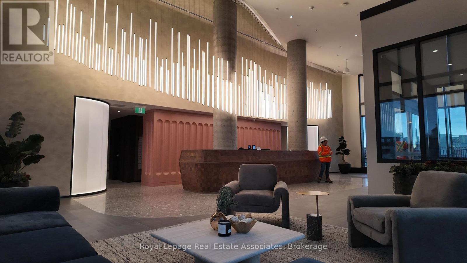 3503 - 25 Wellington Street S, Kitchener, Ontario  N2G 0G5 - Photo 3 - X12737986