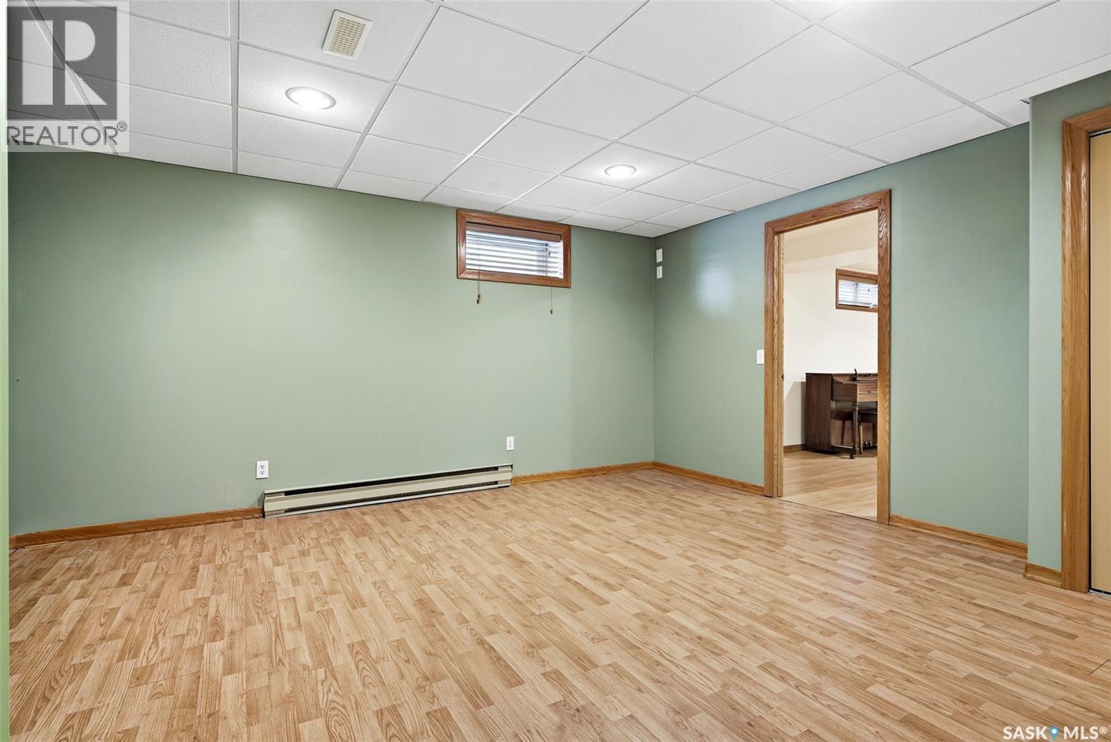 2906 St James Crescent, Regina, Saskatchewan  S4V 2Z1 - Photo 29 - SK027463