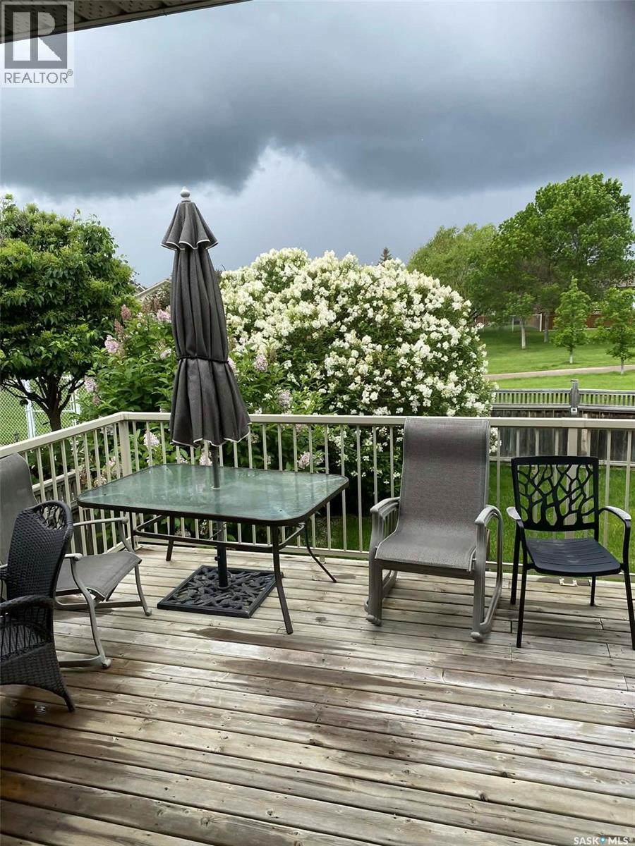 2906 St James Crescent, Regina, Saskatchewan  S4V 2Z1 - Photo 41 - SK027463