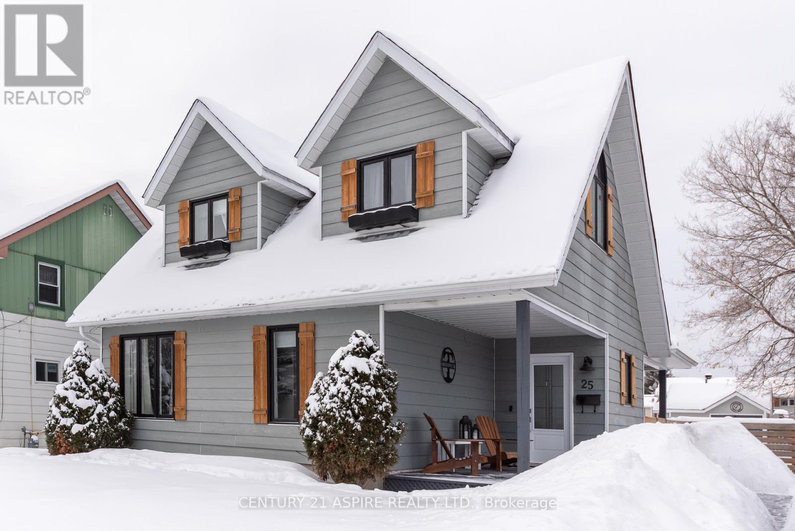 25 DORAN STREET, Petawawa, Ontario