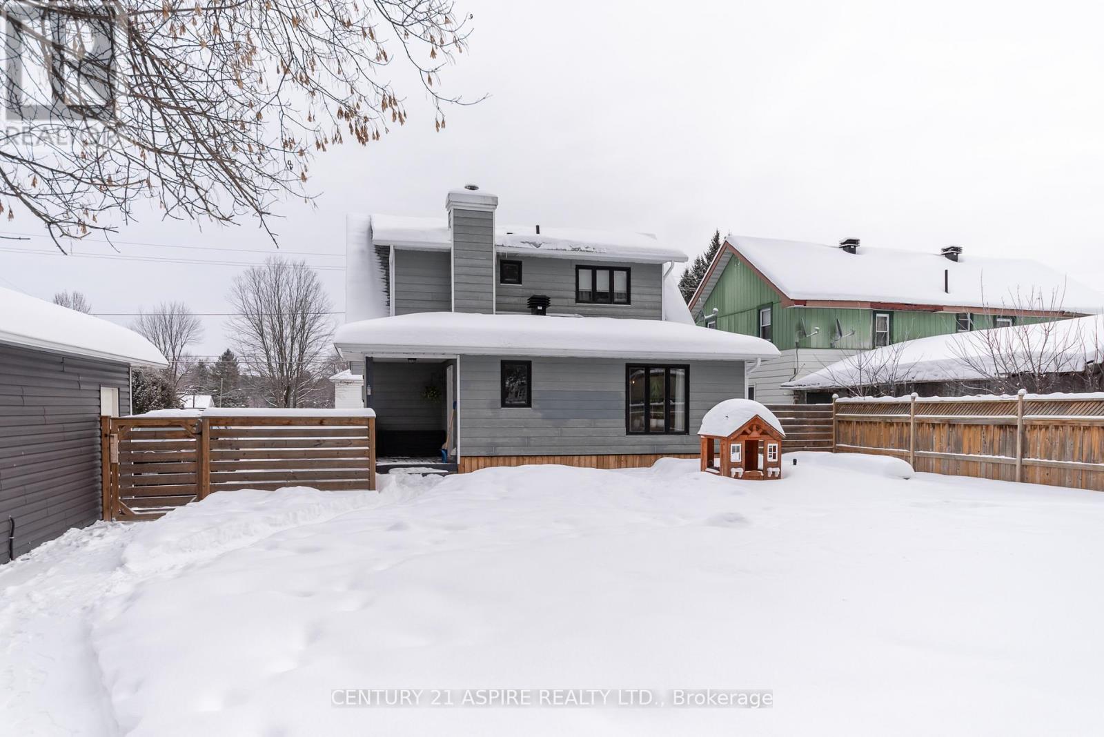 25 Doran Street, Petawawa, Ontario  K8H 1P8 - Photo 5 - X12738004