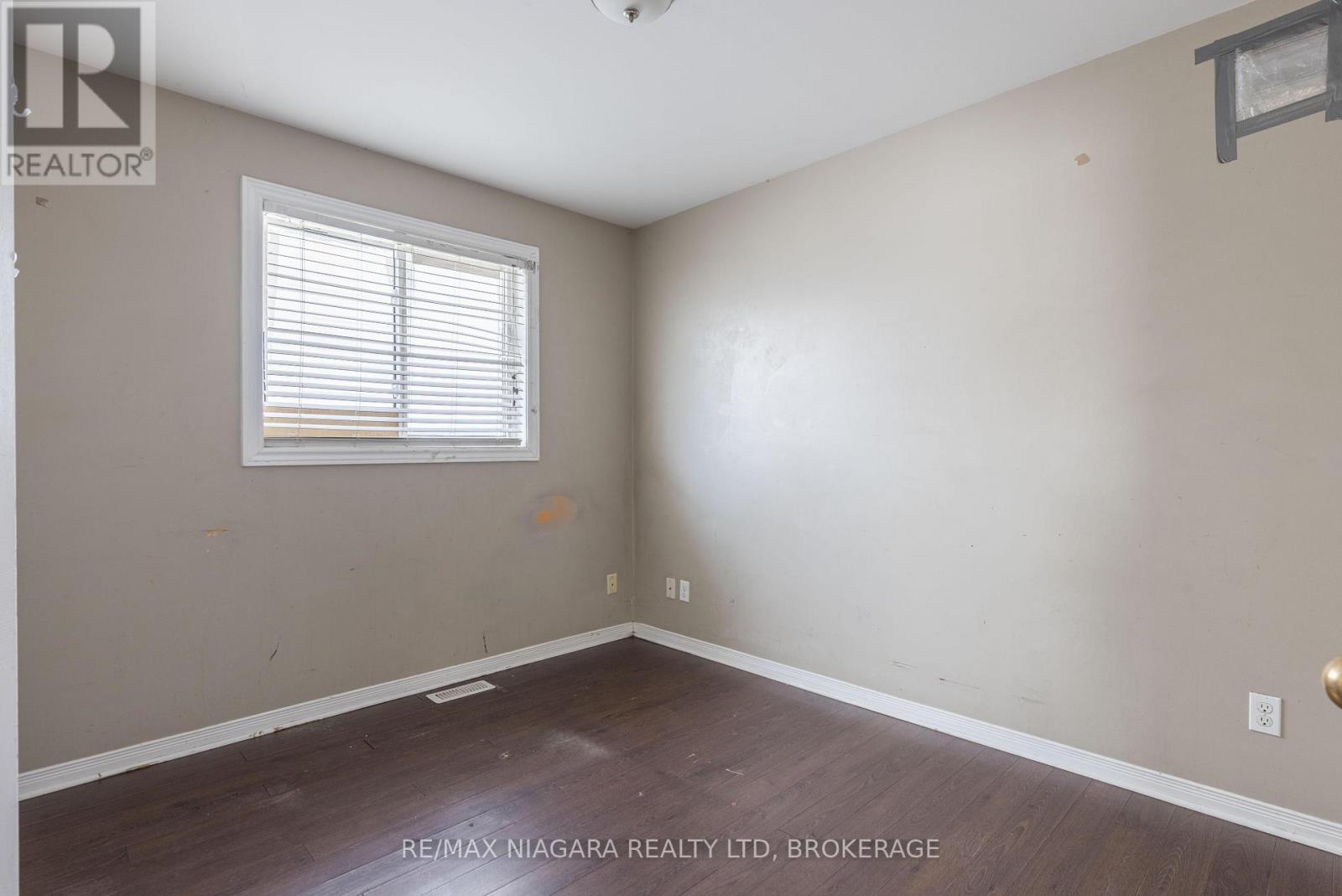 138 Carlton Street, St. Catharines, Ontario L2R 7S6 - Photo 10 - X12738014