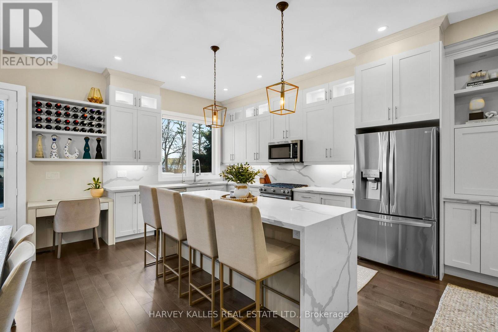 957 Eighth Street, Mississauga, Ontario  L5E 1R6 - Photo 10 - W12736306