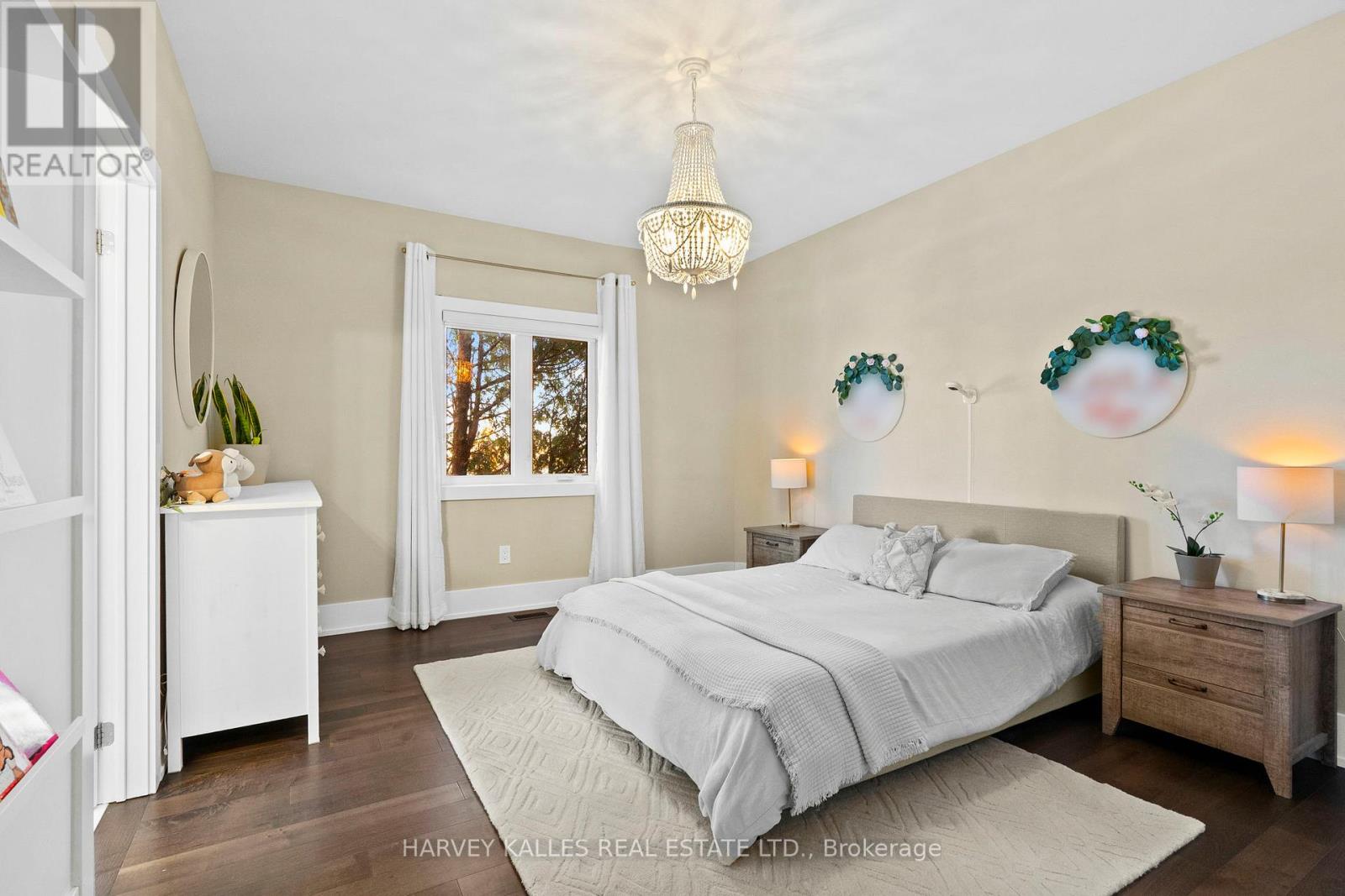 957 Eighth Street, Mississauga, Ontario  L5E 1R6 - Photo 23 - W12736306