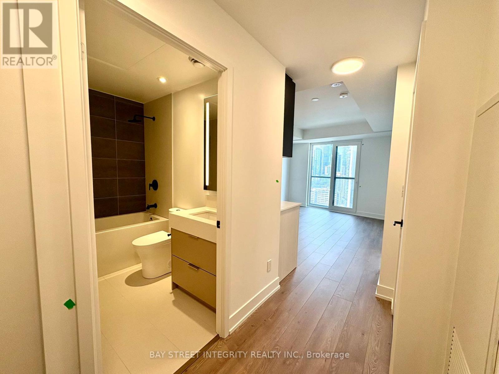 2109 - 308 Jarvis Street, Toronto, Ontario  M5B 0E3 - Photo 5 - C12738022