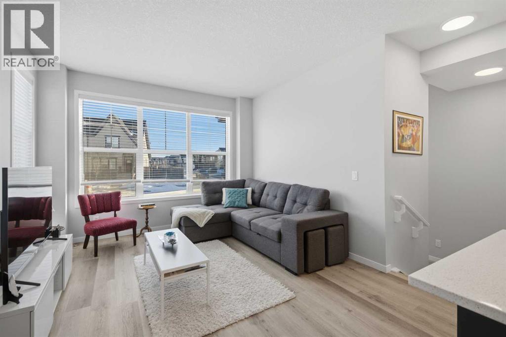 249 Masters Avenue Se, Calgary, Alberta  T3M 2C1 - Photo 8 - A2276654