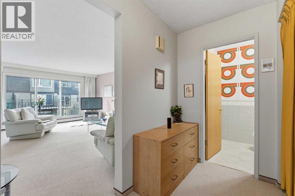 404, 3130 66 Avenue Sw, Calgary, Alberta  T3E 5K8 - Photo 9 - A2279816