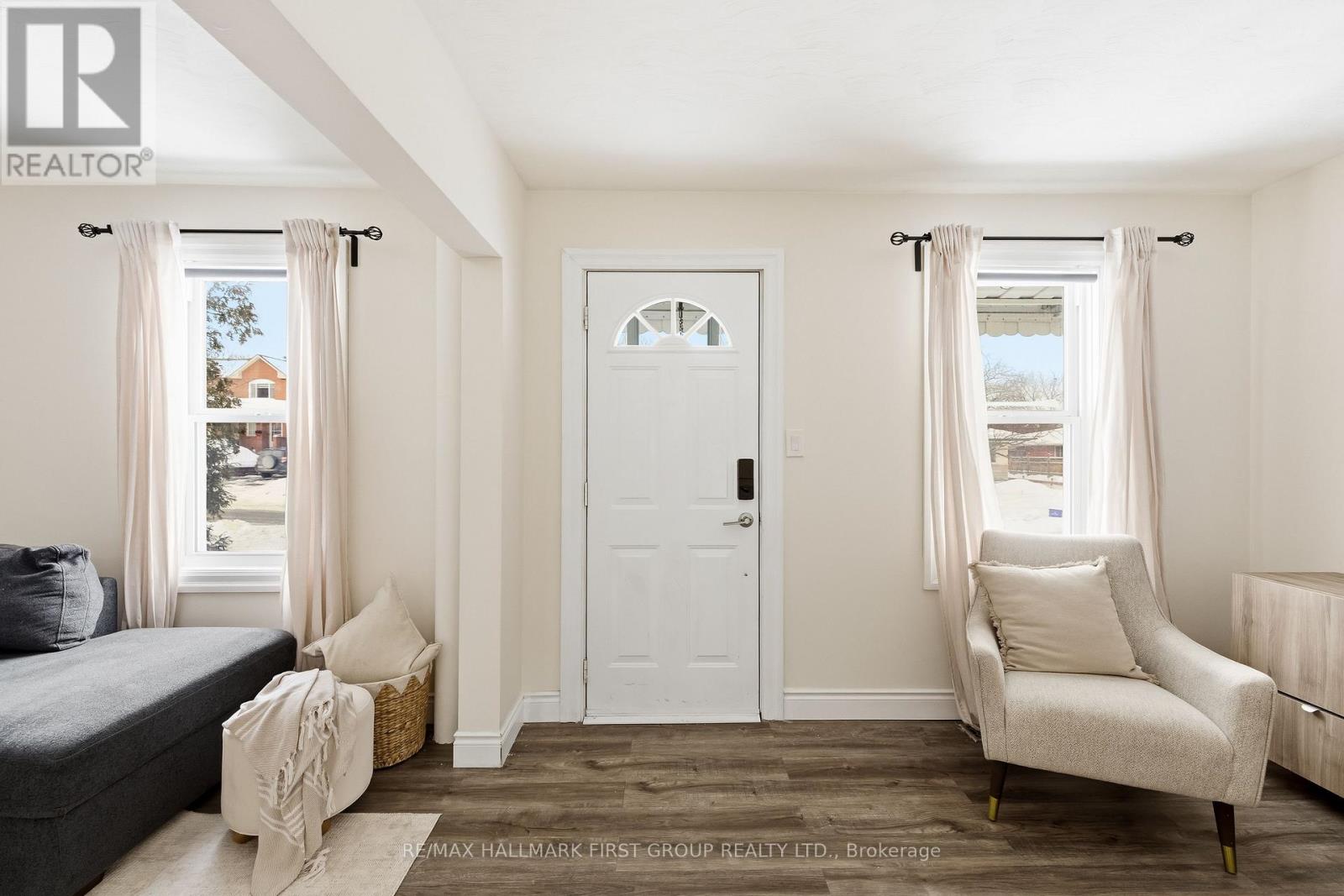 325 Elgin Street W, Oshawa, Ontario  L1J 2P2 - Photo 4 - E12738000