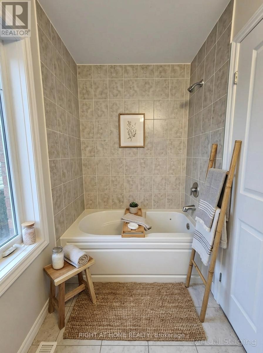 24 Amulet Way Way, Whitby, Ontario  L1R 0R5 - Photo 14 - E12738016