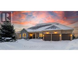 66 STONESTHROW CRESCENT, Uxbridge, Ontario