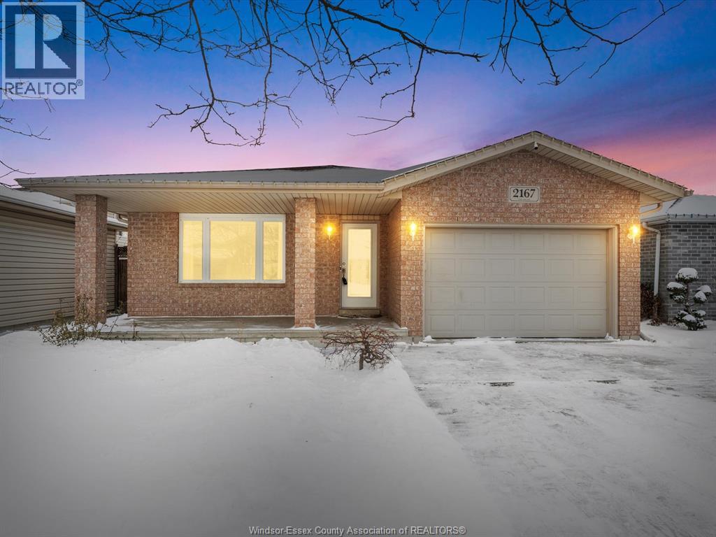 2167 Curry Avenue, Windsor, Ontario N9B 3X5 - Photo 1 - 26002090